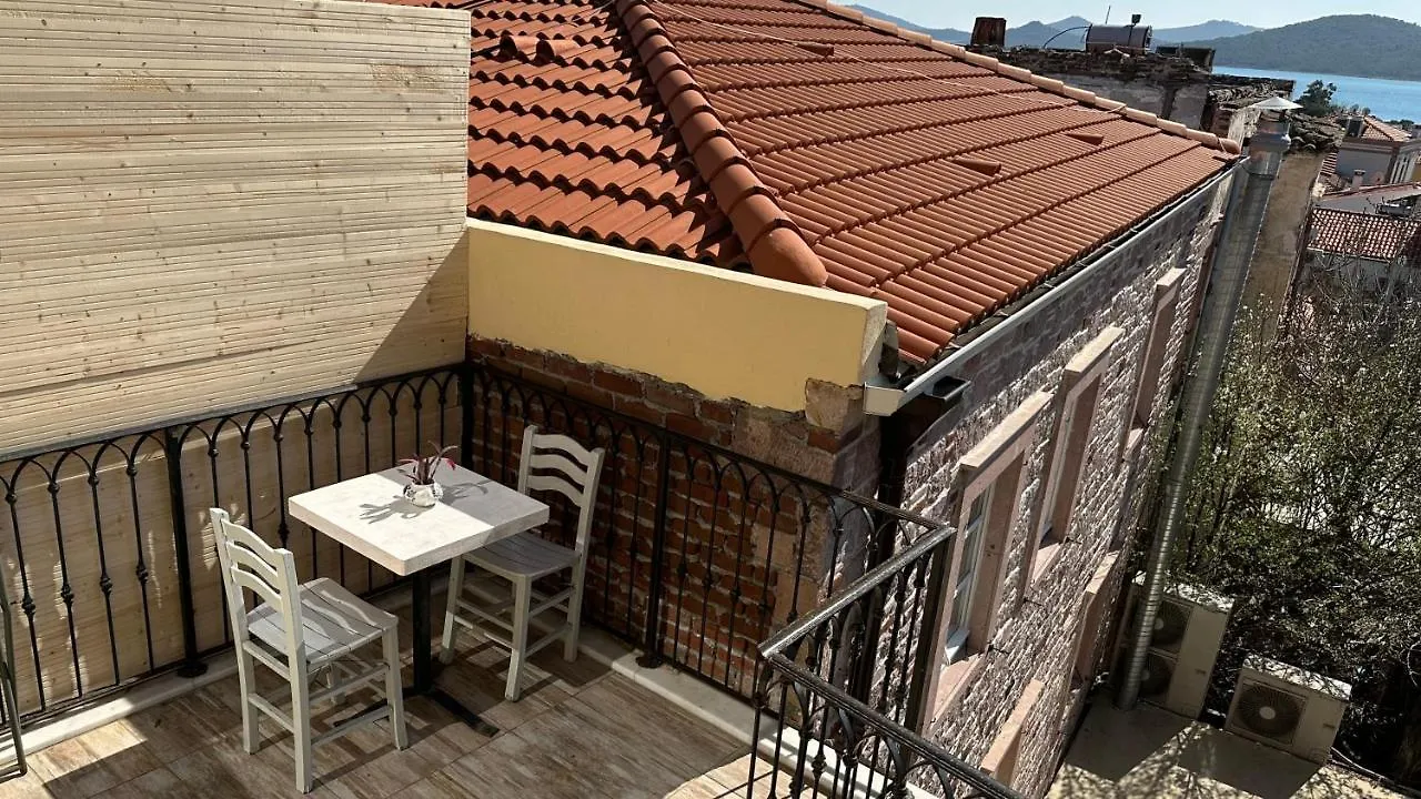 Cunda Konak Nazimaki Ayvalik Hotel