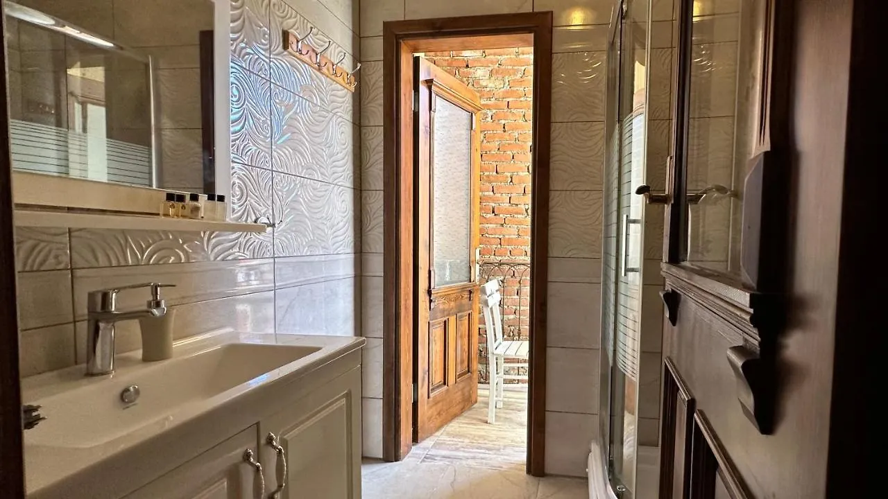 Cunda Konak Nazimaki Ayvalik Hotel
